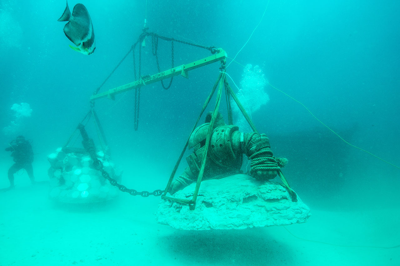 Xia Legends of a Drift System Miss Fortune ship